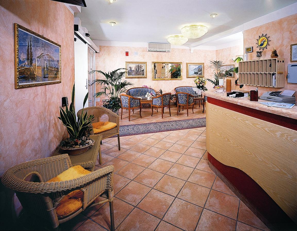 Residence Hotel Bologna 밀라노마리티마 외부 사진